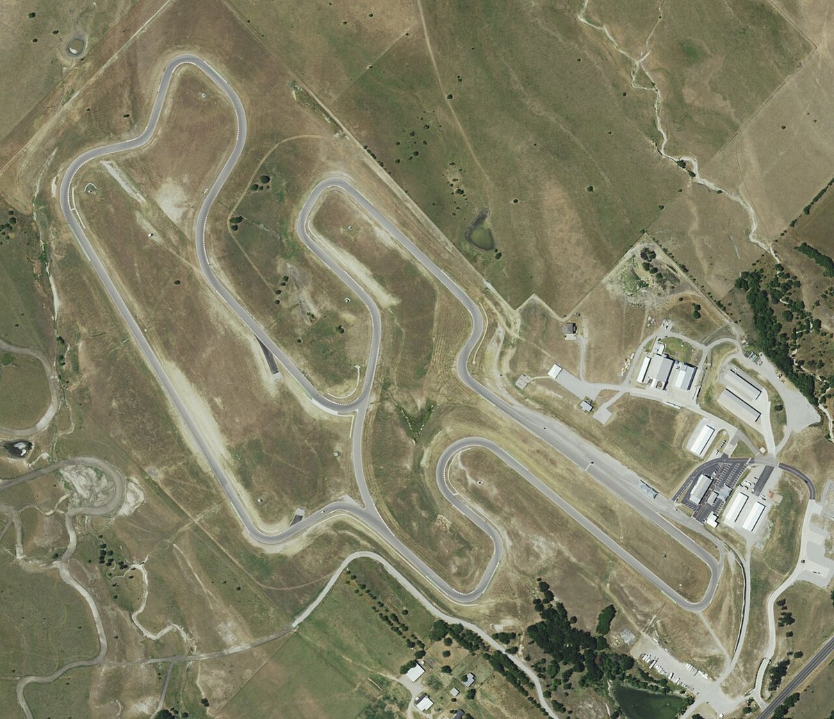 Eagles Canyon Raceway — orthophoto of Eagles Canyon Raceway in 2022, taken as part of the {{w:National Agriculture Imagery Program}}.